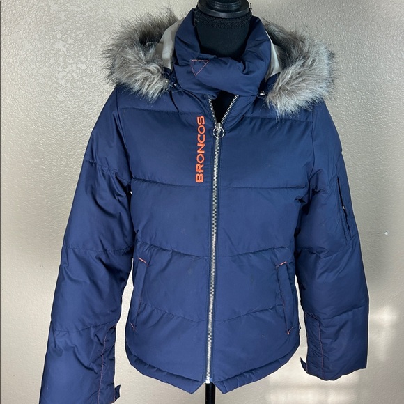 Reebok Jackets & Blazers - Reebok Navy Blue Jacket with Faux Fur Hood